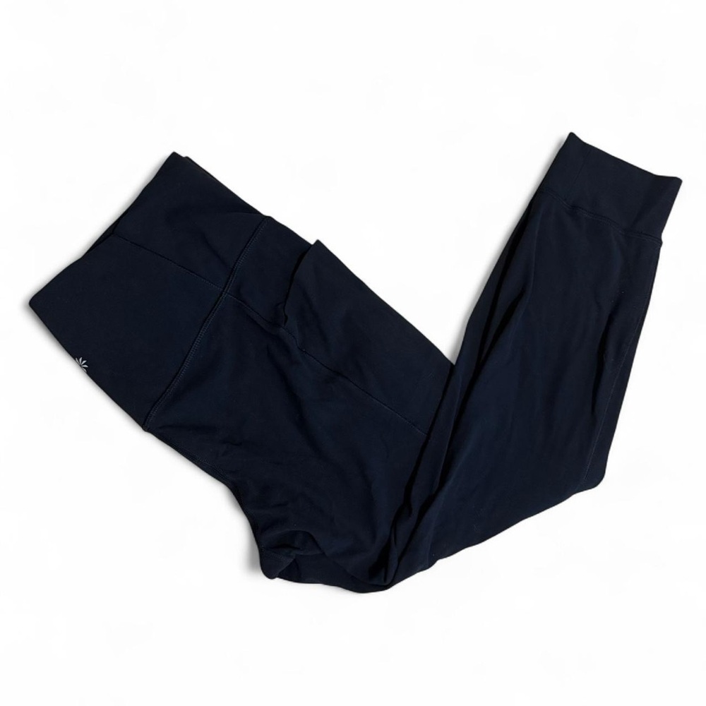 Athleta Salutation Stash II Ruch 7/8 Black Leggings